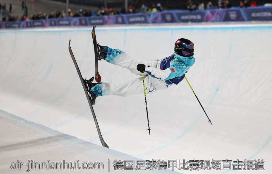 德国足球德甲比赛现场直击报道